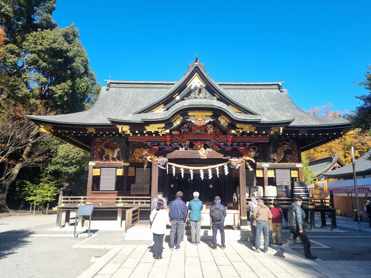 twa767's tweet photo. 私はインドネシア人のムスリムです。
日本にいる時、住んでいた時も含めて、神社によく行っていました。
私にとっては、現地の文化や歴史を尊重して学ぶ一つの方法なんです。それに、神社そのものや周りの景色もとても綺麗で、好きなんです。 https://t.co/V4zZAQ0Ogi