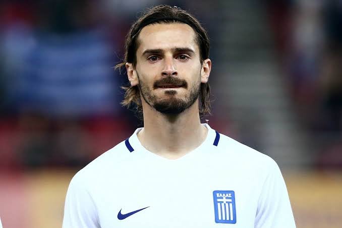 FootActu_2's tweet photo. 🚨 Marios Oikonomou 🇬🇷 est décédé ce lundi à l’âge de 33 ans après un accident de moto. 🕊️

L’accident de moto s’est produit le samedi 23 mai, et puis le grec s’est trouvé dans un état critique depuis.

Qu’il repose en paix. 🙏 https://t.co/LQxIoVtXyT