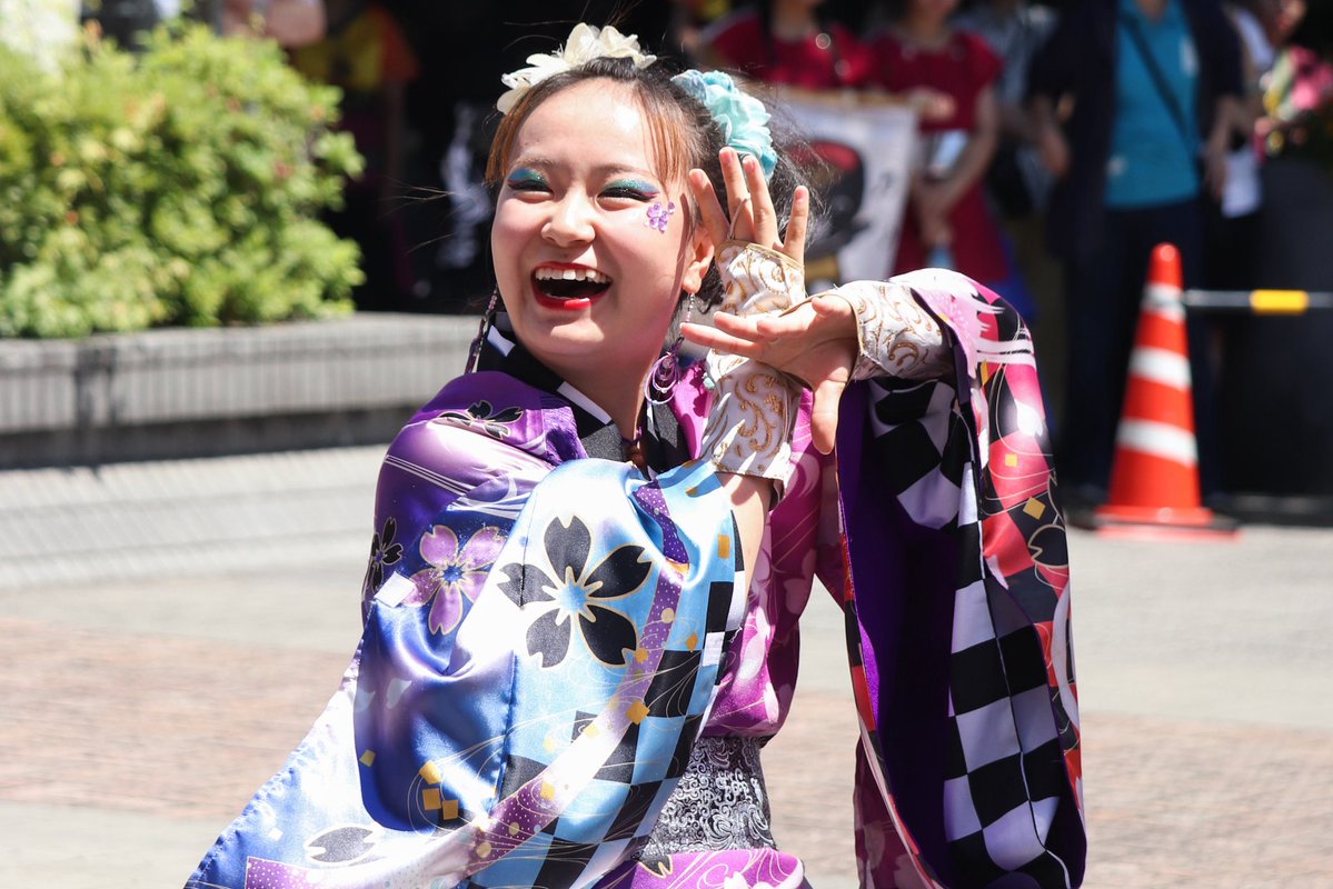 みは tweet media