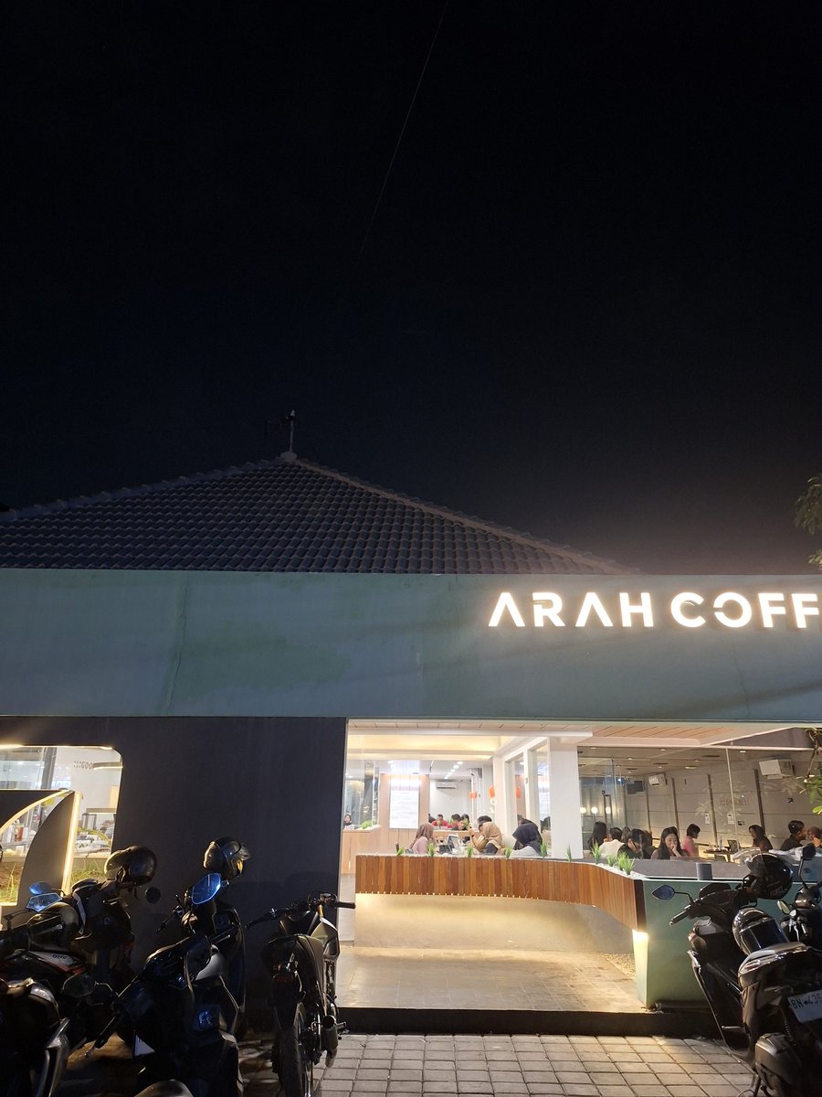 yourZen_'s tweet photo. Nyobain tempat baru https://t.co/gBwLn4FRfu