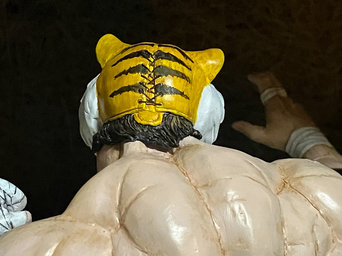 monaco000917's tweet photo. 後頭部はマスクマンらしく表現したぜ⚡️ https://t.co/NXZ8Xoeh1W