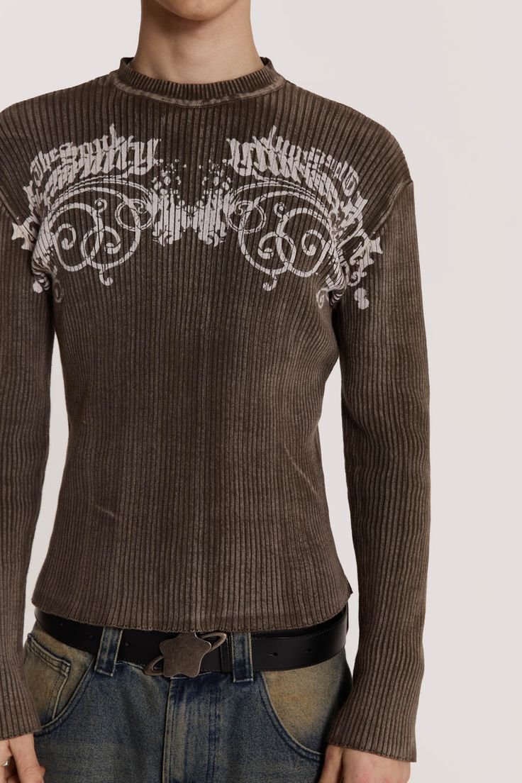 Simon04440's tweet photo. Knitted sweaters . These goes harrd🥶 https://t.co/TtfLzthdHX