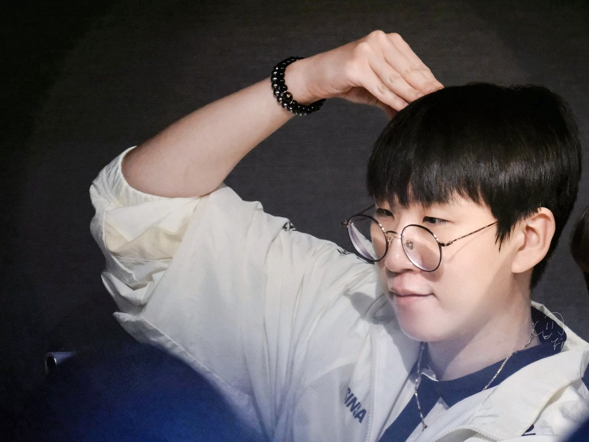 _448___'s tweet photo. 260529
GEN.G Ruler 
#Ruler #룰러 https://t.co/pdNlpdpwvZ