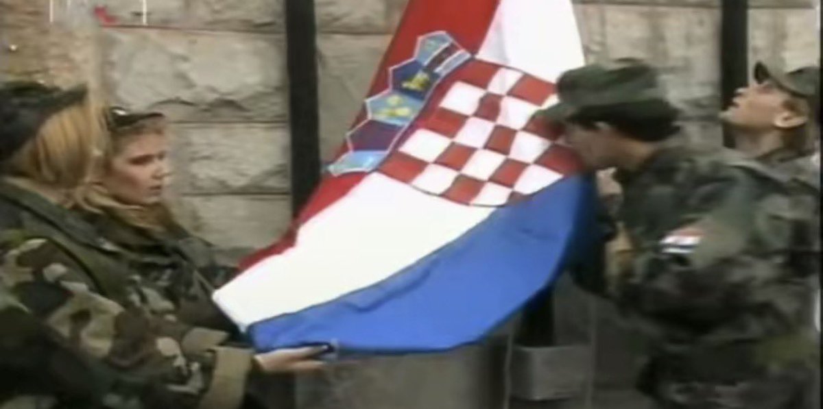 Mladen2008's tweet photo. @mery112016 Ovo je Hrvatska zastava ❤️‍🔥🇭🇷💪🏼 https://t.co/U3iYWojBlc