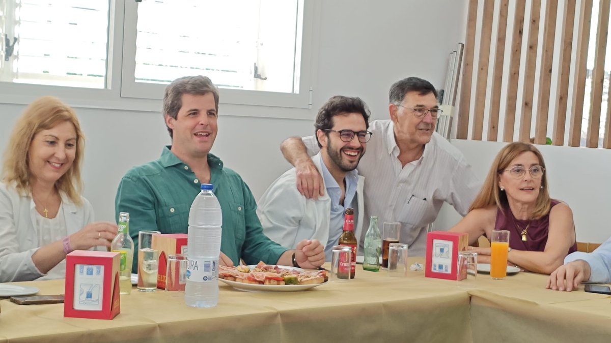 URiotinto's tweet photo. Además, se ha efectuado la entrega de premios a las asociaciones y doña Carmen García Díez, enfermera que ha estado al frente en el equipo de trasplantes del hospital universitario Juan Ramón Jiménez (Huelva) durante 33 años.@ONT_esp @A_Trasplantes @coordtxSevHuelv https://t.co/0qFdfyP7zu