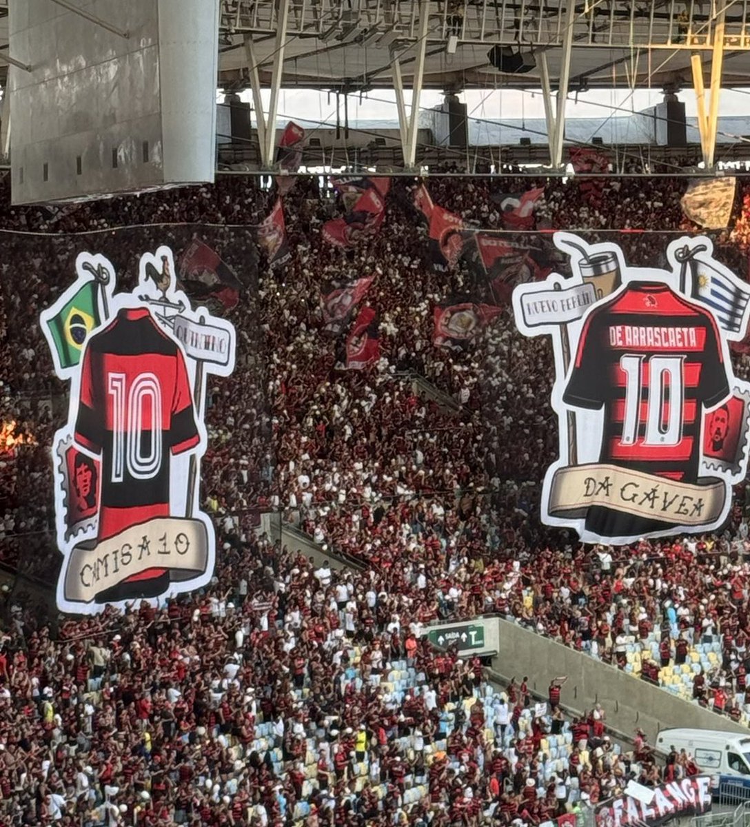 filipinholuis_'s tweet photo. Feliz aniversário ídolo incontestável ❤️🖤 https://t.co/4uxuowV8EI