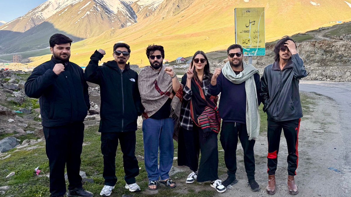 Haqooq_e_Khalq's tweet photo. Members of HKP are on their way to Gilgit-Baltistan to support the election campaign of @AWPGB candidates. HKP stands in solidarity with progressive and left-wing forces in the upcoming GB elections and hopes to see genuine people’s leadership emerge victorious. https://t.co/fyvxUJenTK
