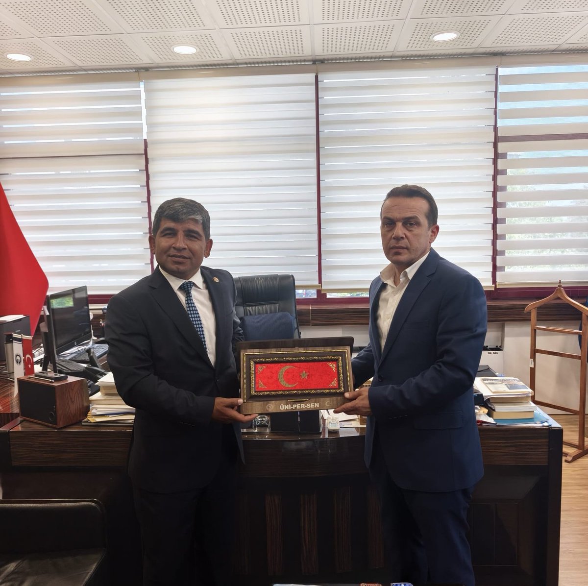ÜNİPERSEN tweet media