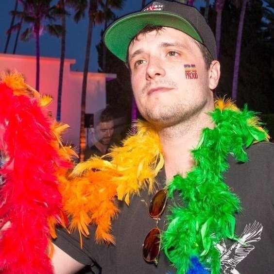 hutcherbilly's tweet photo. happy pride month or whatever https://t.co/5Uz1ggT6TO