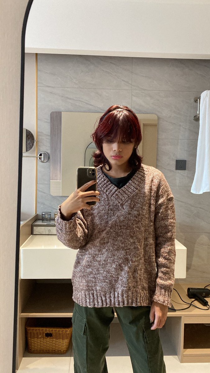 MatchaAsh's tweet photo. Mirror shots
#pridemonth2026
#ゲイ
#gay https://t.co/8XOxCs52Wj