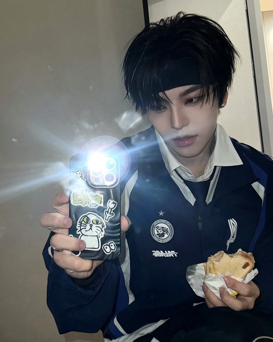 xinnie___'s tweet photo. おっふ https://t.co/xTzRI8HjDU