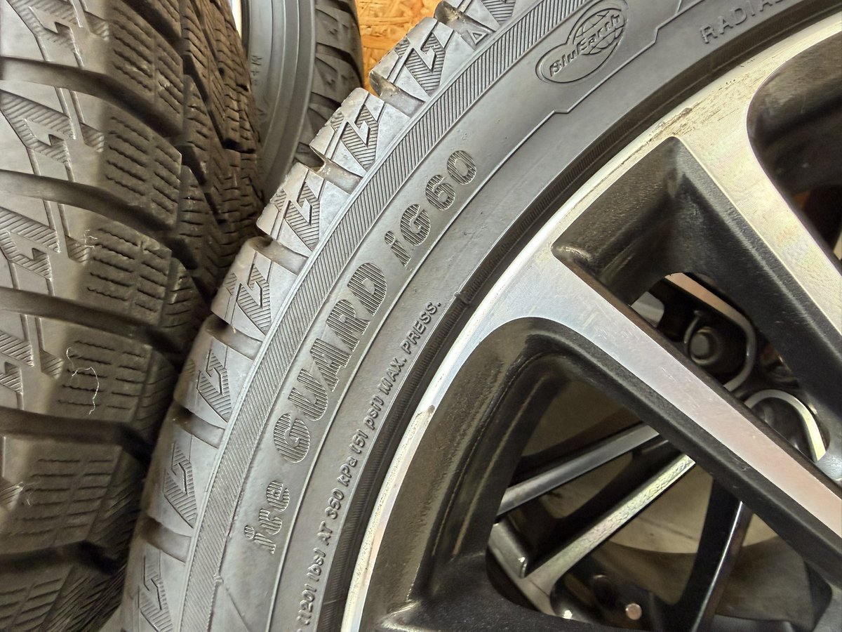 9621works's tweet photo. BRZ純正ホイール売ります。
タイヤはヨコハマのスタッドレスバリ山
4万でどなたか…
発送は面倒なので取りに来てもらえる人で https://t.co/V50gUMtxAa