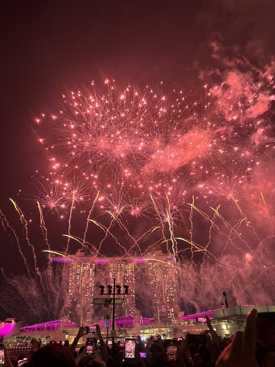 AxselMaster's tweet photo. firework SG emang gak pernah gagal🫶🏻🫶🏻 https://t.co/MLjbZLEFJt