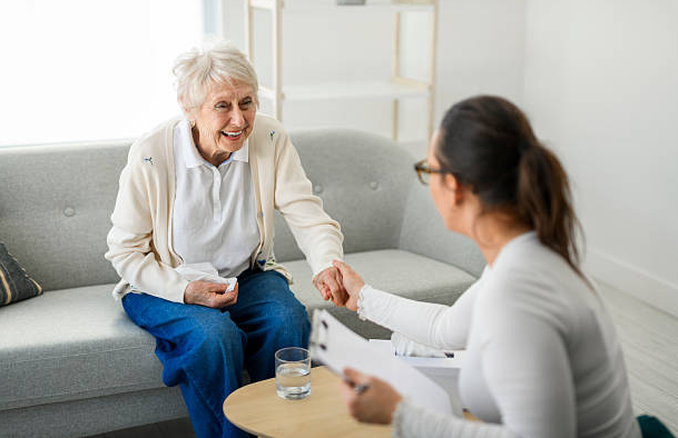elderberryapp's tweet photo. Home is where routines are familiar, memories are cherished, and comfort comes naturally. With the right support, many individuals can continue enjoying the independence.
Find out more at: https://t.co/vyuPvp8Tye. #homecare #psw #cca #elderberryapp #elderberrycare #pswcare https://t.co/3yPVvqu5xI
