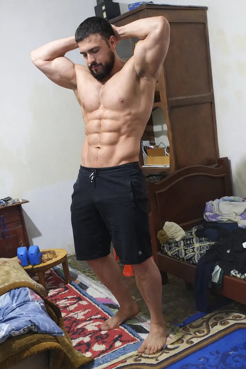 Mr_SPICI's tweet photo. Do you think he’s attractive? https://t.co/9yDj31gaT3