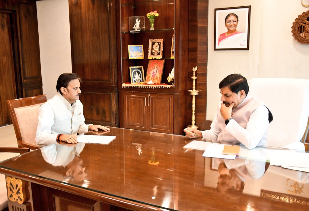Rajendra Shukla tweet media
