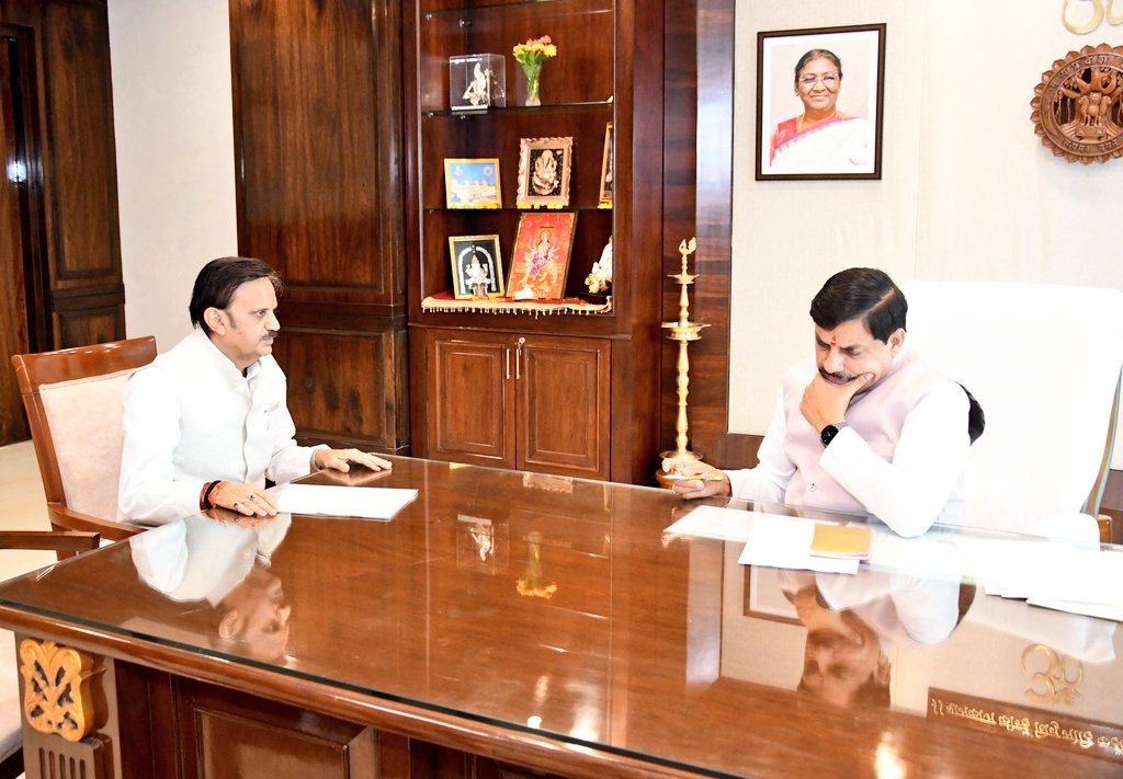 Rajendra Shukla tweet media