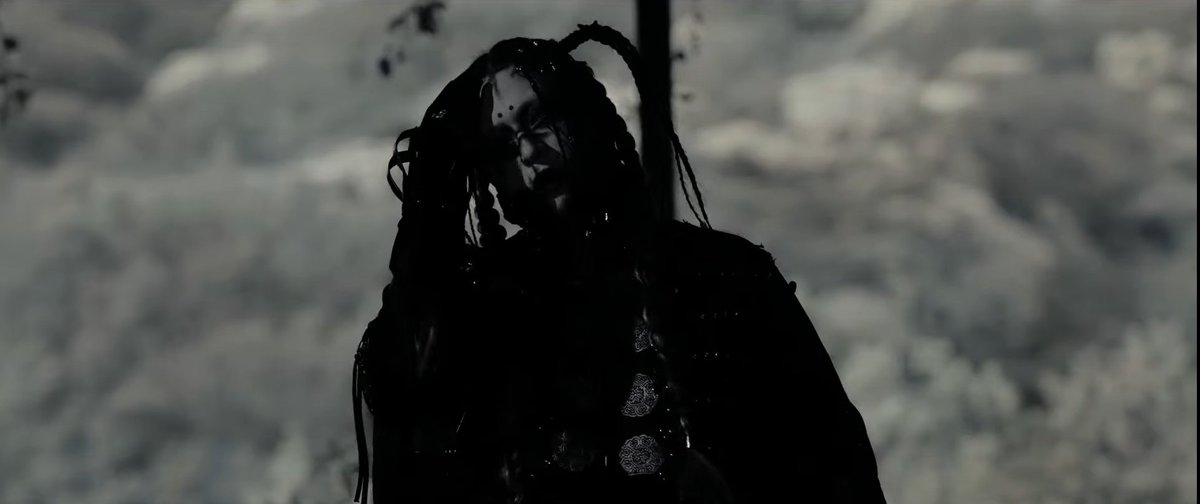 _DUMSPIR0SPER0_'s tweet photo. i feel so blessed by these amazing visuals 🥹🖤🪲 https://t.co/8TOnYZgGZ5