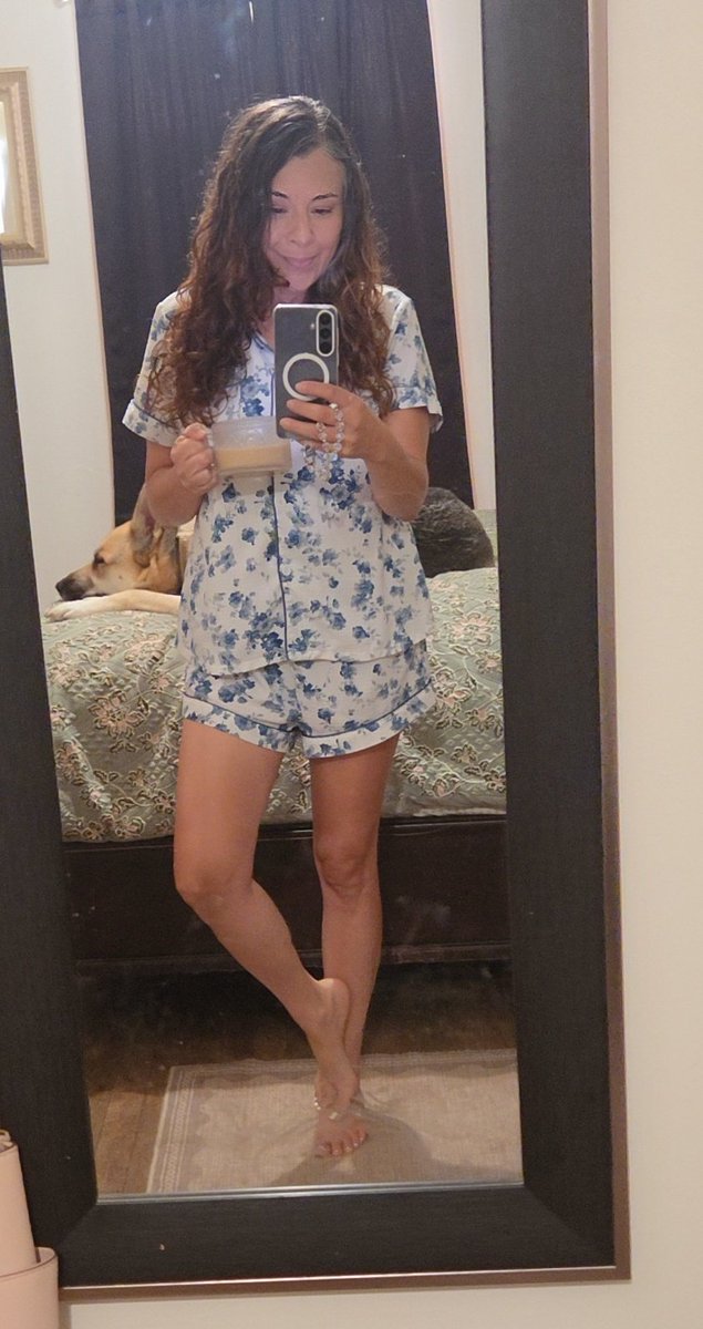 💋𝓣𝓸𝓸 𝓶𝓾𝓬𝓱 𝓯𝓻𝓮𝓮 𝓽𝓲𝓶𝓮 tweet media