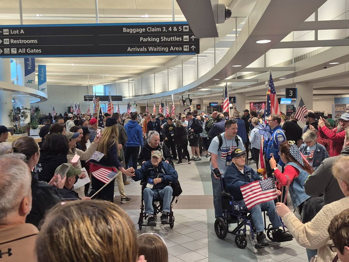 flymanchester's tweet photo. We were honored to help send off an incredible group of veterans on their Honor Flight to Washington, D.C., yesterday. To our veterans, we're so grateful for your service, your sacrifice, and your commitment to our country. Thank you from all of us at MHT. ❤️ https://t.co/JMngullGqL