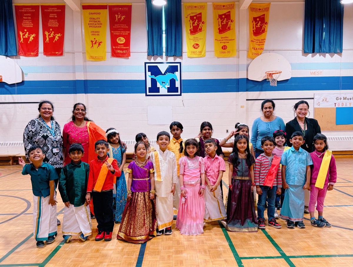 TDSB_ConEd's tweet photo. In May, the TDSB celebrated Asian Heritage Month, and our ILE/AH Program proudly took part in the celebration. This year’s theme, Asian Heritage: Roots, Connections, Innovations, inspiring learning across our Cantonese, Gujarati, Hindi, Mandarin, Tagalog, and Tamil classes. 🤲 https://t.co/bUahCGMyJP