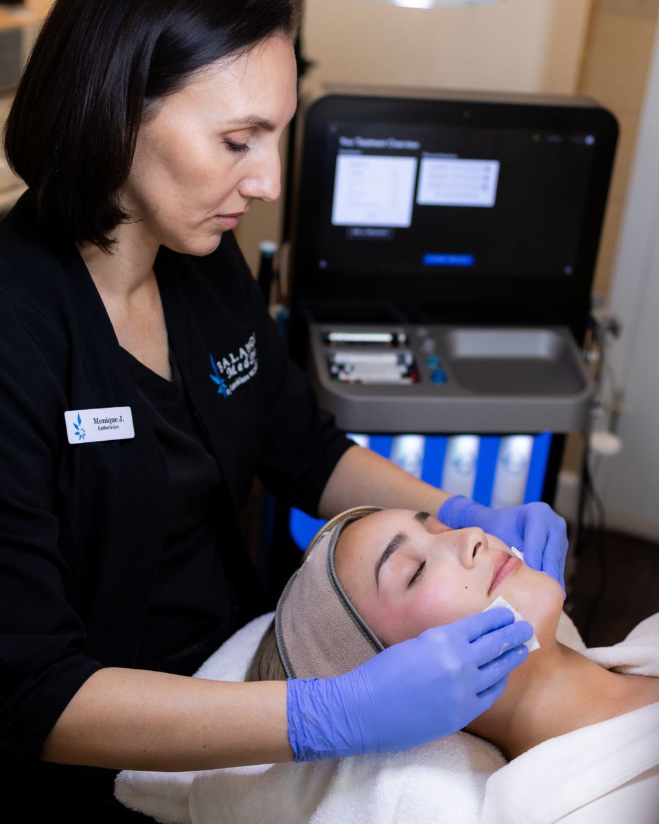 Balancespamd's tweet photo. Summer weekends in Central Florida usually involve sunshine and water. HydraFacials help keep skin balanced through the heat.

#SummerSkinCare #BalanceMedSpa #HydraFacialGlow https://t.co/jFsIadpCLq