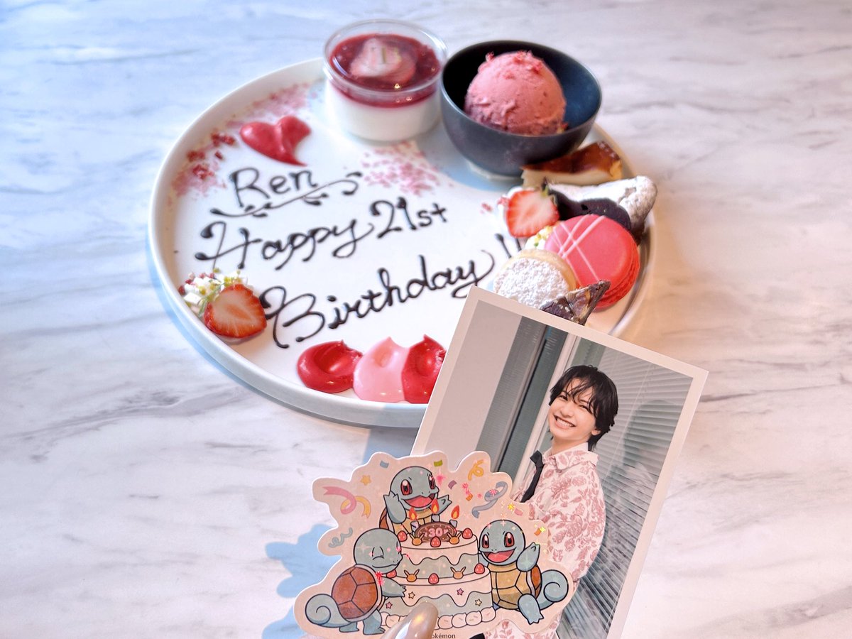 ikeren62's tweet photo. ❤️♡ຼʜᴀᴘᴘʏ✧︎ʙɪʀᴛʜᴅᴀʏ♡ຼ❤️

　　　☆　　　☆･*　　　 ∧＿∧
　　☆☆☆　　　･ﾟ｡+ー⊂(｡･ω･｡)　　　
　┏┃┃┃┓　･ﾟ.｡+　　　ι　　⊃
┏┻━━━┻┓  ｡+ﾟ･.*　～～～～～
┃　　　　　┃　　
┗━━━━━┛　
#久保廉 #久保廉誕生祭2026 https://t.co/xETrYQfGwC