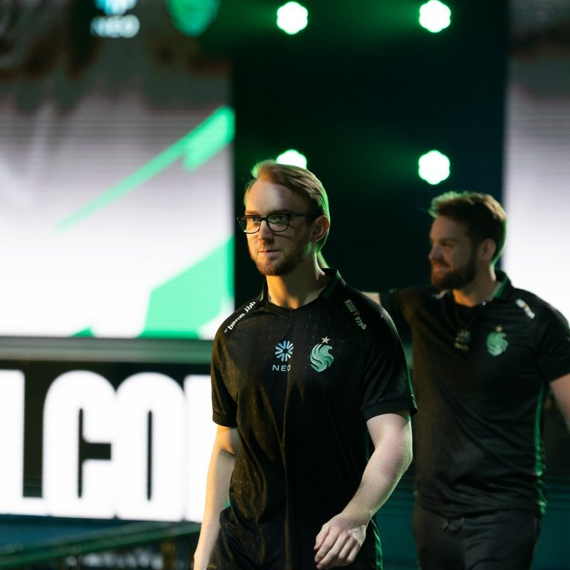 lepajeecs's tweet photo. NiKo lost 5 out of 8 FACEIT Season 8 calibration matches ‼️

> Mostly played with TeSeS, are they cooked?
> Falcons have between 15-20% chance to win #IEM Cologne major per sportsbooks🤔

#counterstrike #counterstrike2 #cs2news #steam #gaming #eport https://t.co/2Kx0CBHquY