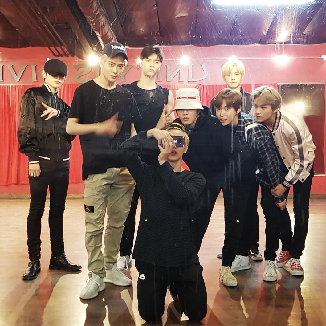 seven years ago today was this NCT 127 picture.