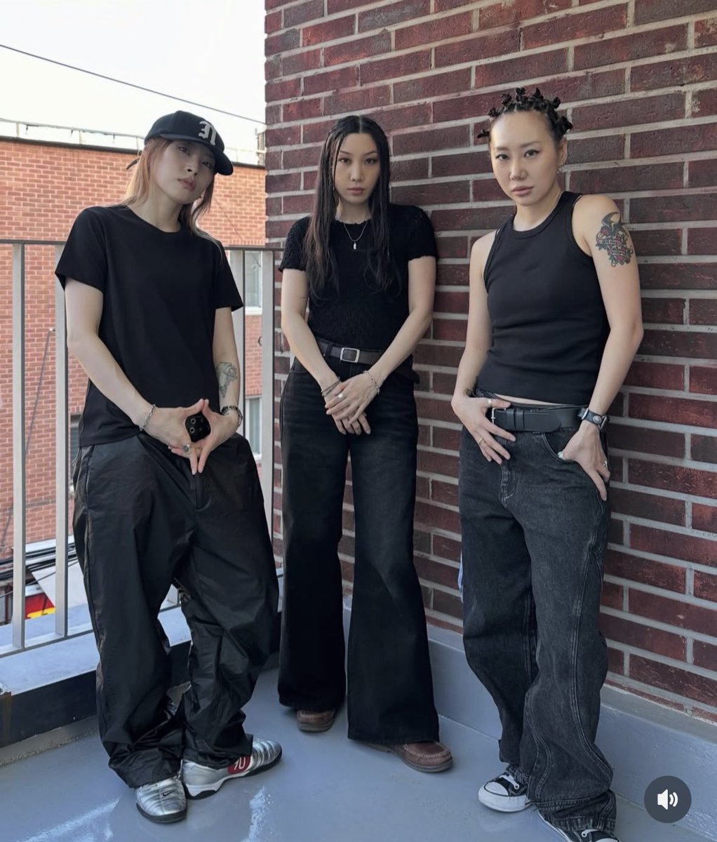 wuff_hcs's tweet photo. 힙합댄서랑 하우스댄서랑 바지허리위치 다른거 느껴보실분 https://t.co/KxAxqreYPR