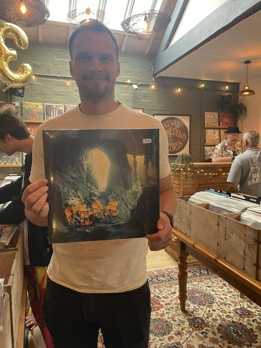vervetribute's tweet photo. We visited the brilliant #vinylshakedown in #burbage yesterday. Great shop! 👌 https://t.co/9bETysj8NU