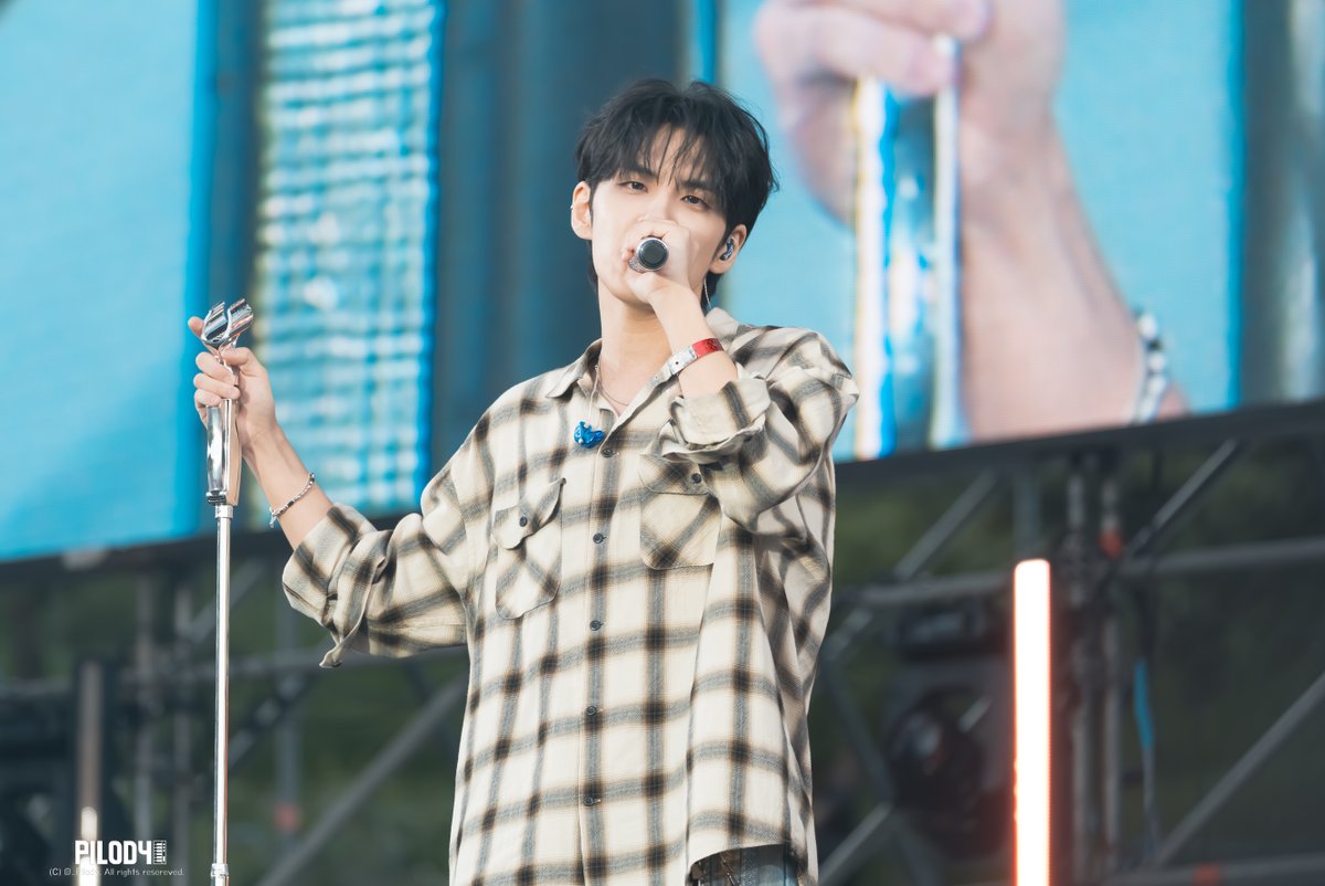 _pilody's tweet photo. 260531 뷰민라  BML  

#데이식스 #DAY6 #원필 #WONPIL https://t.co/ghM8KURZ7N