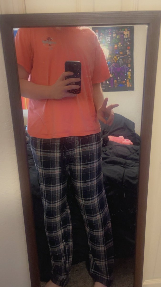 freaky_catboy's tweet photo. always wearing pants to hide these monsters.. https://t.co/hBRFMMDE7T