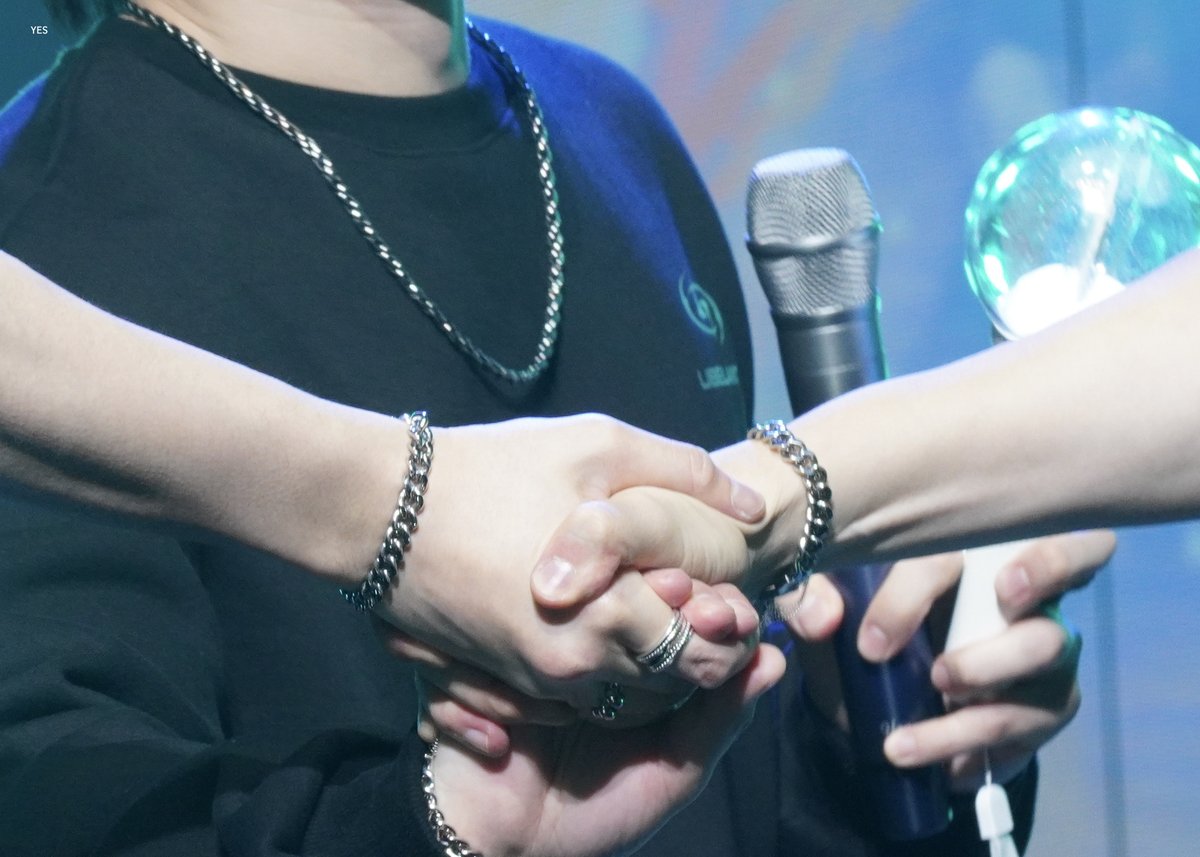 yes_h_nu's tweet photo. 리베란테 3주년 정말 많이 축하해!!! 앞으로도 행복한 날들 함께 많이많이 보내자~~사랑한다 얘들아!!!🥰🥰🥰

#리베란테_데뷔3주년_날개를_펴고_날아 #Libelante_3rdAnniversary #Libelante #리베란테 
#김지훈 #진원 #노현우 https://t.co/ZxD1RhH5ln