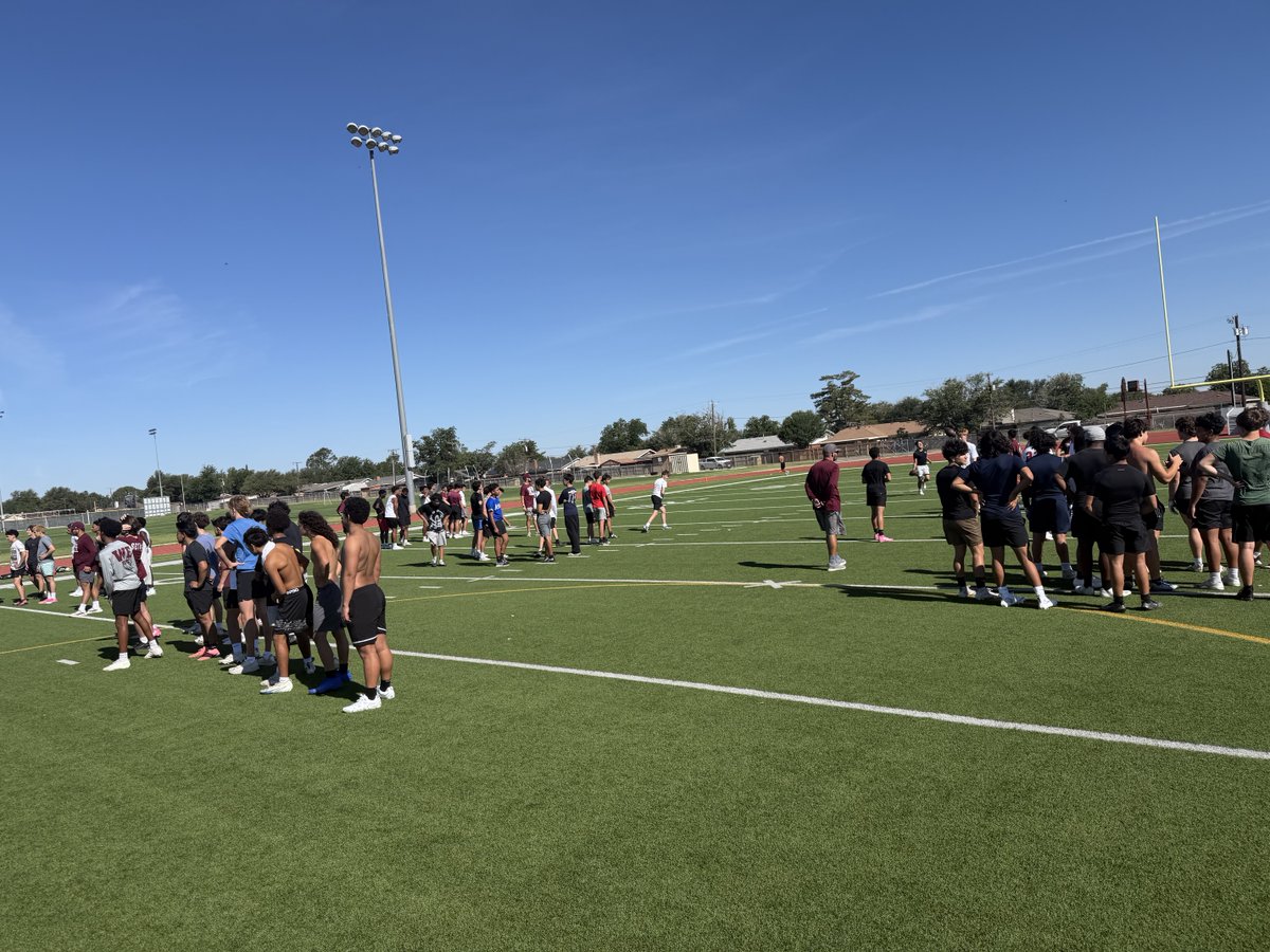 Hartman3Clint's tweet photo. SAC Camp 2026! We are working! If you’re not here don’t say you want to be great! Don’t  say coach I want to win, I want to be the best! Coach this is my family! Your actions speak so loud I cannot hear what your saying! https://t.co/BTWtvbcw6A
