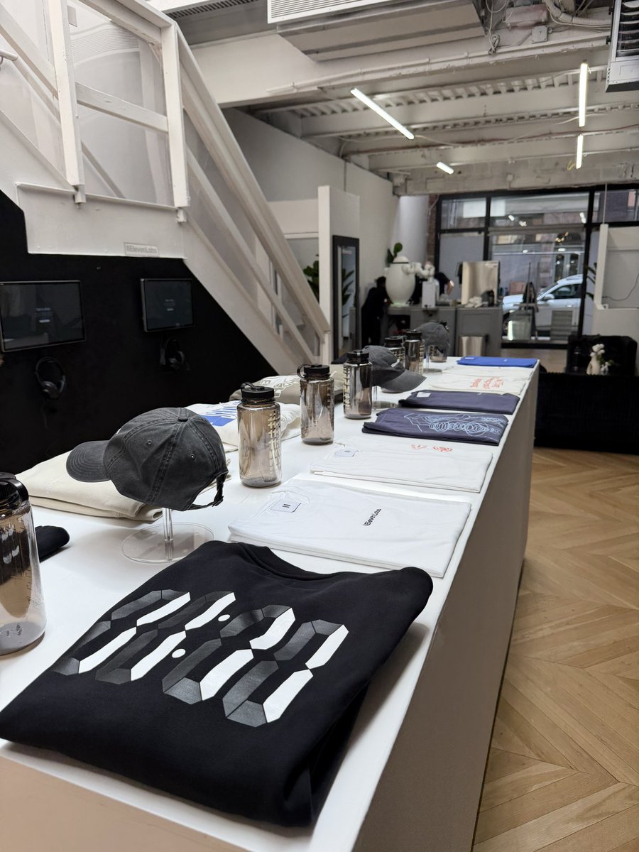 thechangj's tweet photo. We are open @ElevenLabs and live at NY @Techweek_.

Come stop by our pop up today through the 7th in SoHo and meet our robot baristas, check out exclusive merch and listen to our AI generated music 

I’ll also be here Wednesday for our founder exclusive event. 

Catch you soon! https://t.co/FZzIR6VgER