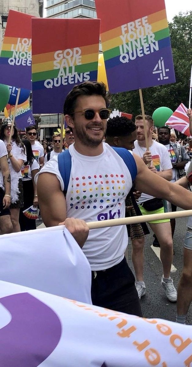thinkerjonny's tweet photo. happy pride month darlings 🏳️‍🌈🏳️‍⚧️❤️🧡💛💚💙🩵💜🩷🖤🩶🤍🤎 https://t.co/3lnzLtImlu