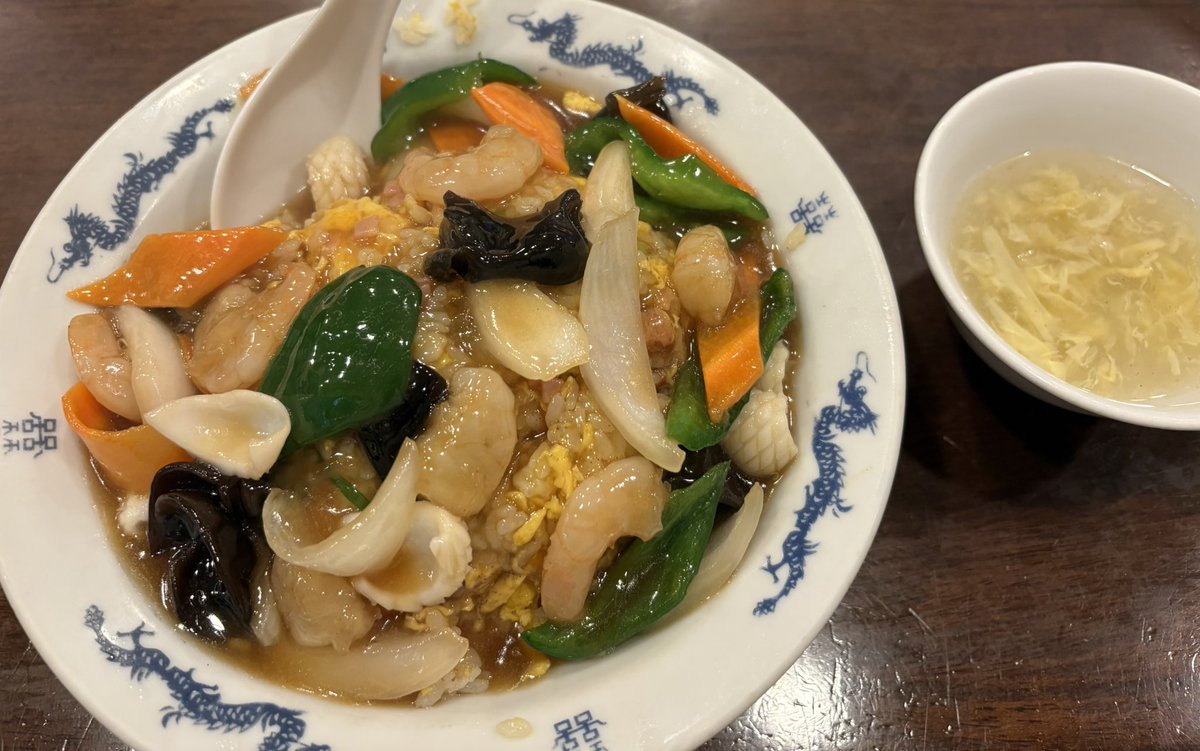 Theta_gohan's tweet photo. うまいけど量が多い https://t.co/tfSu5SjaJK