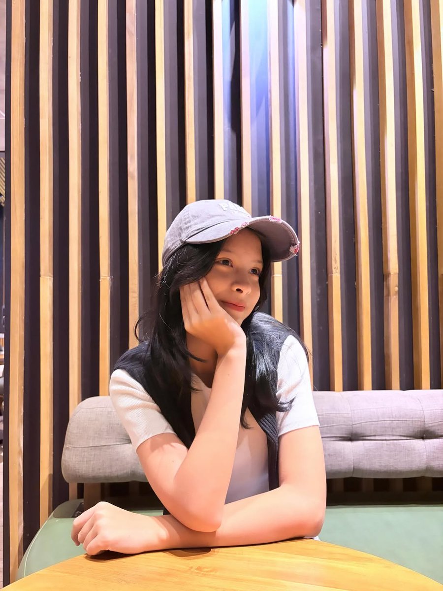 oocfera's tweet photo. my adik gweh 🥰 https://t.co/2V6OoR9Moq