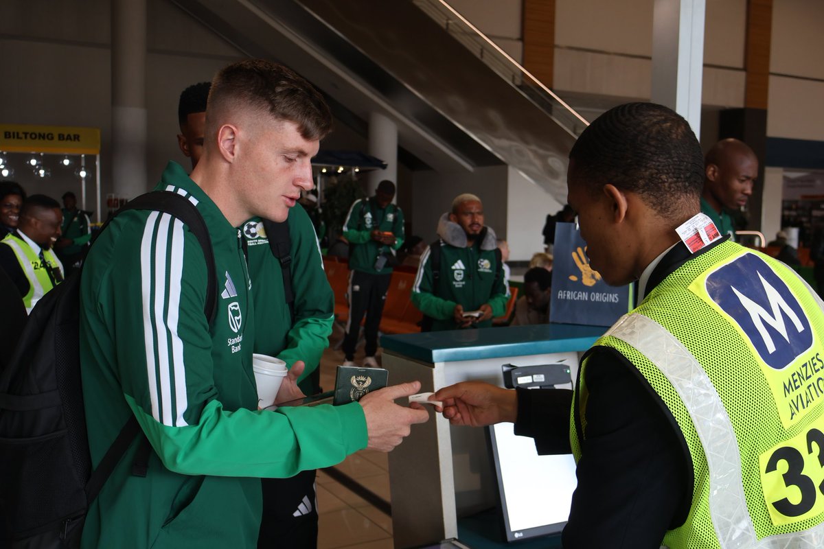 BafanaBafana's tweet photo. Bags packed. Tickets printed. World Cup dreams loading... ⏳✈️ The team is off to our base camp in Mexico! What is your ultimate message of support for the players before they land? 🇿🇦⚽️💚💛

#BafanaPride
@adidasfootball @adidasza @rexona_sa @standardbankza @10betza @castlelagersa @cocacolaza @sabcsport @nutritechfit @sociosdotcom @southernsungrp @honorAfrica