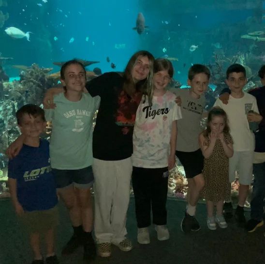 exploreMDIS's tweet photo. Our 5th graders brought their families to the National Aquarium and enjoyed an evening exploring, learning, and experiencing marine life together. It was a great way to wrap up the school year. https://t.co/zJW5PDvd7S