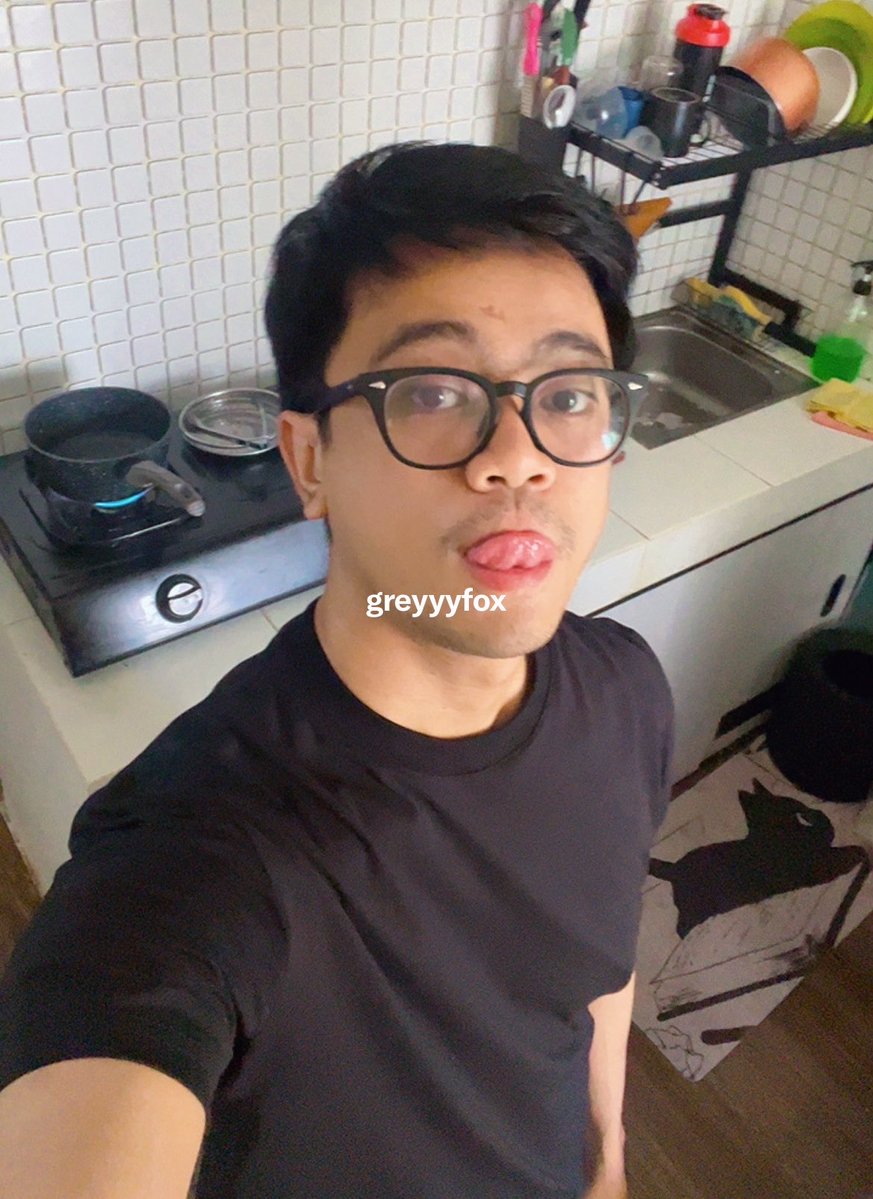 greyyyfox's tweet photo. drop ur selfie angle atas🥰�� https://t.co/MHVWYpTHJw