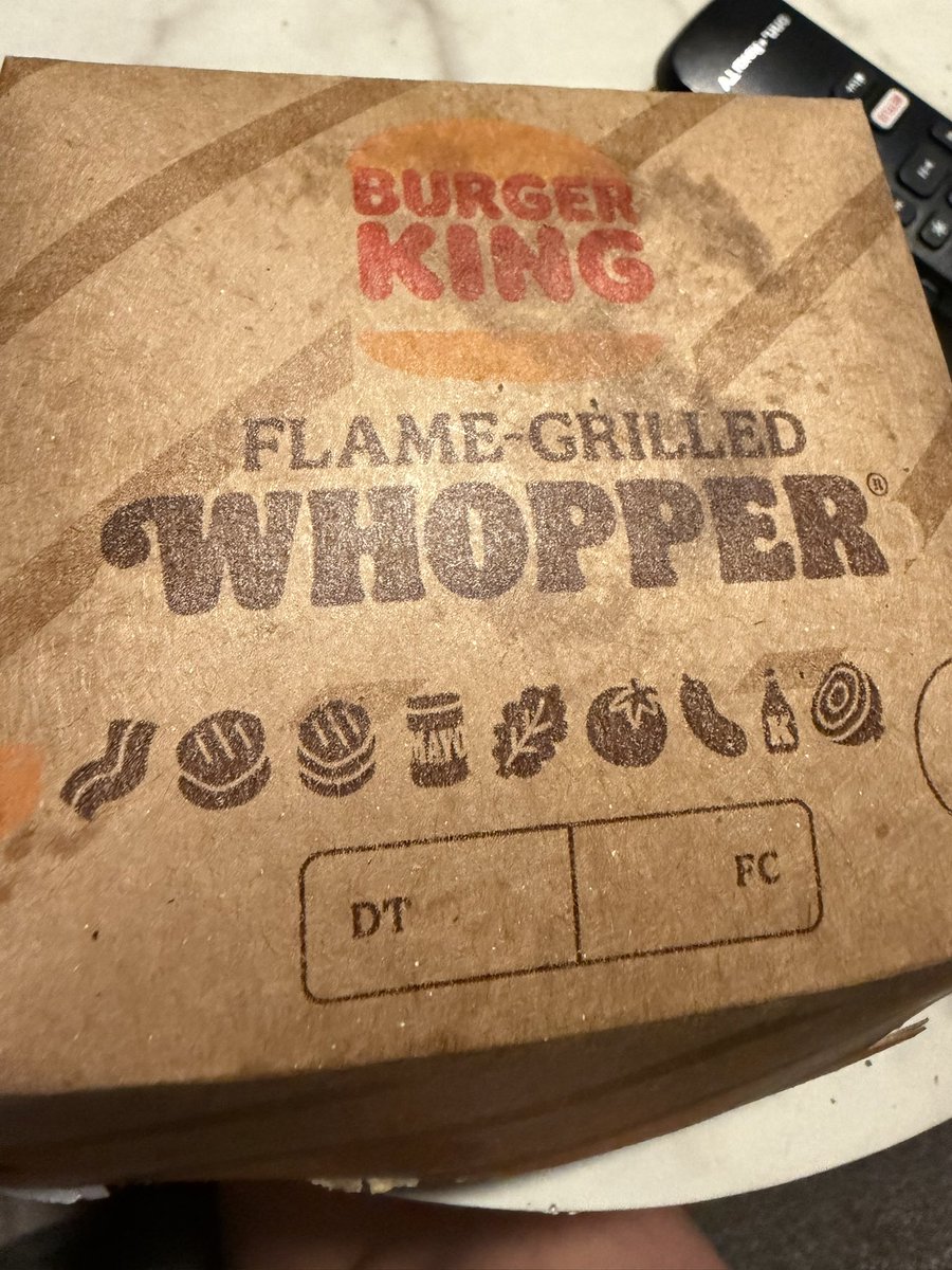 DaveFadden2's tweet photo. What’s under the hood? #newwhopper #burgerking #earlylunch #flamegrilled https://t.co/aupghK3Tka