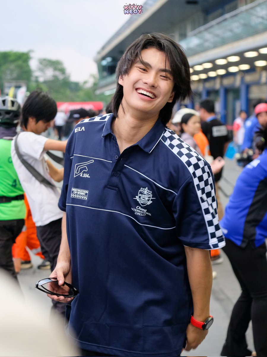 ohmieeeeee's tweet photo. Major missing😓

#ohmpawat #gold__denn https://t.co/6UJ4VlUtMr