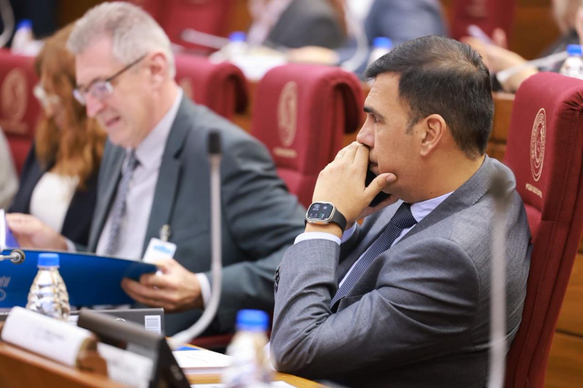 SenadoresPy's tweet photo. 🇵🇾 Paraguay es sede de la primera sesión especial del Parlamento del MERCOSUR (PARLASUR), denominada “Las atribuciones actuales del PARLASUR y su relación con el Consejo del Mercado Común”.
Participan los senadores @zacariasirun y @pipodiazveron, miembros del organismo regional. https://t.co/5ze5eUL385