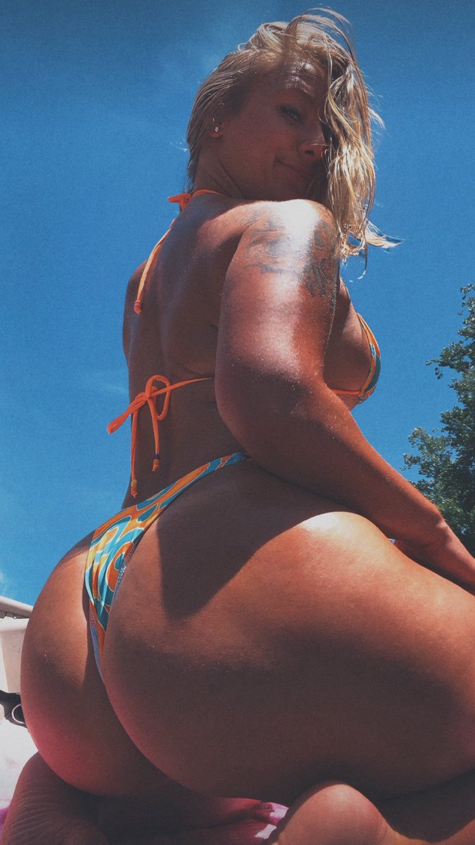 Nebraska_chick_'s tweet photo. Which is your favorite? 
RT for a follow 💋

https://t.co/pyxPP5kliw https://t.co/1Noi8kEEtl