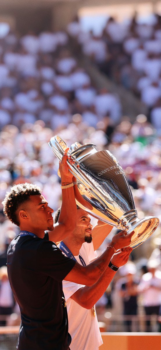 WLP_30's tweet photo. Désiré Doué &amp; Warren Zaïre-Emery ✨ RT x FAV 

#RolandGarros https://t.co/skJRsKsW5y
