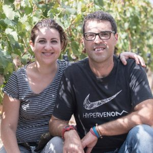 LensofradA's tweet photo. Qui vindrà a L'Ensofrada 2026? 

Celler Vendrell Rived, un celler familiar situat al Mas de l’Anís, al terme municipal de Marçà (Priorat), i inscrit dins la Denominació d’Origen Montsant, de la qual n'expressen l’essència. 

https://t.co/84x5K0skxm https://t.co/tmPx2E6jbH