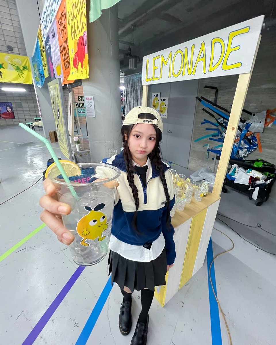 라뷰 tweet media