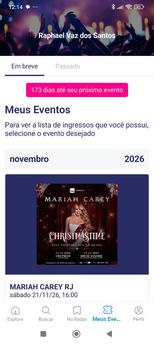 RaphVaz's tweet photo. Habilitado pra ver a mamãe Noel @MariahCarey #ChristmasTime https://t.co/PYLaExMlQp